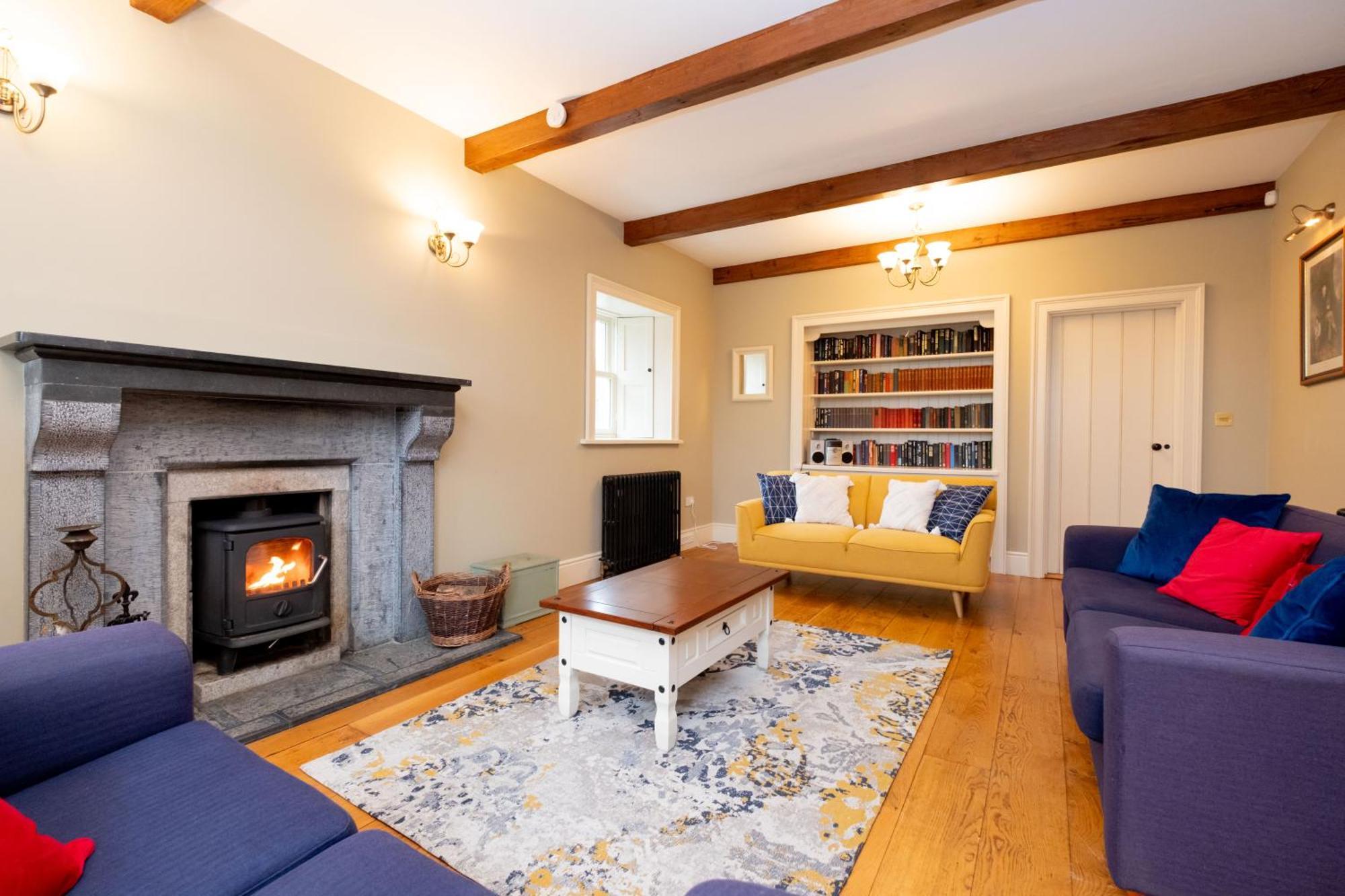 Historic Luxury House * Corofin (Clare)
